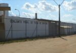Servidores são condenados por facilitar entrada de celulares e drogas no Conjunto Penal de Feira de Santana