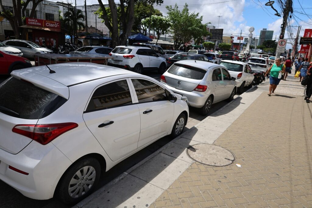 Leilão da Zona Azul de Feira de Santana acontece nesta terça-feira; concessão prevê 6,4 mil vagas
