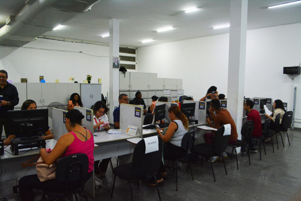 Casa do Trabalhador realiza Dia D com 160 vagas exclusivas para pessoas com deficiência em Feira de Santana